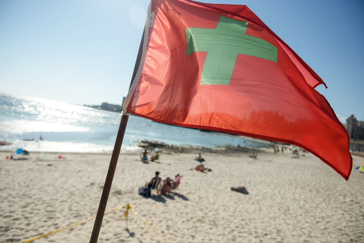 Detectan bacterias resistentes a antibióticos en las aguas de las playas Cerro, Pocitos y Ramírez