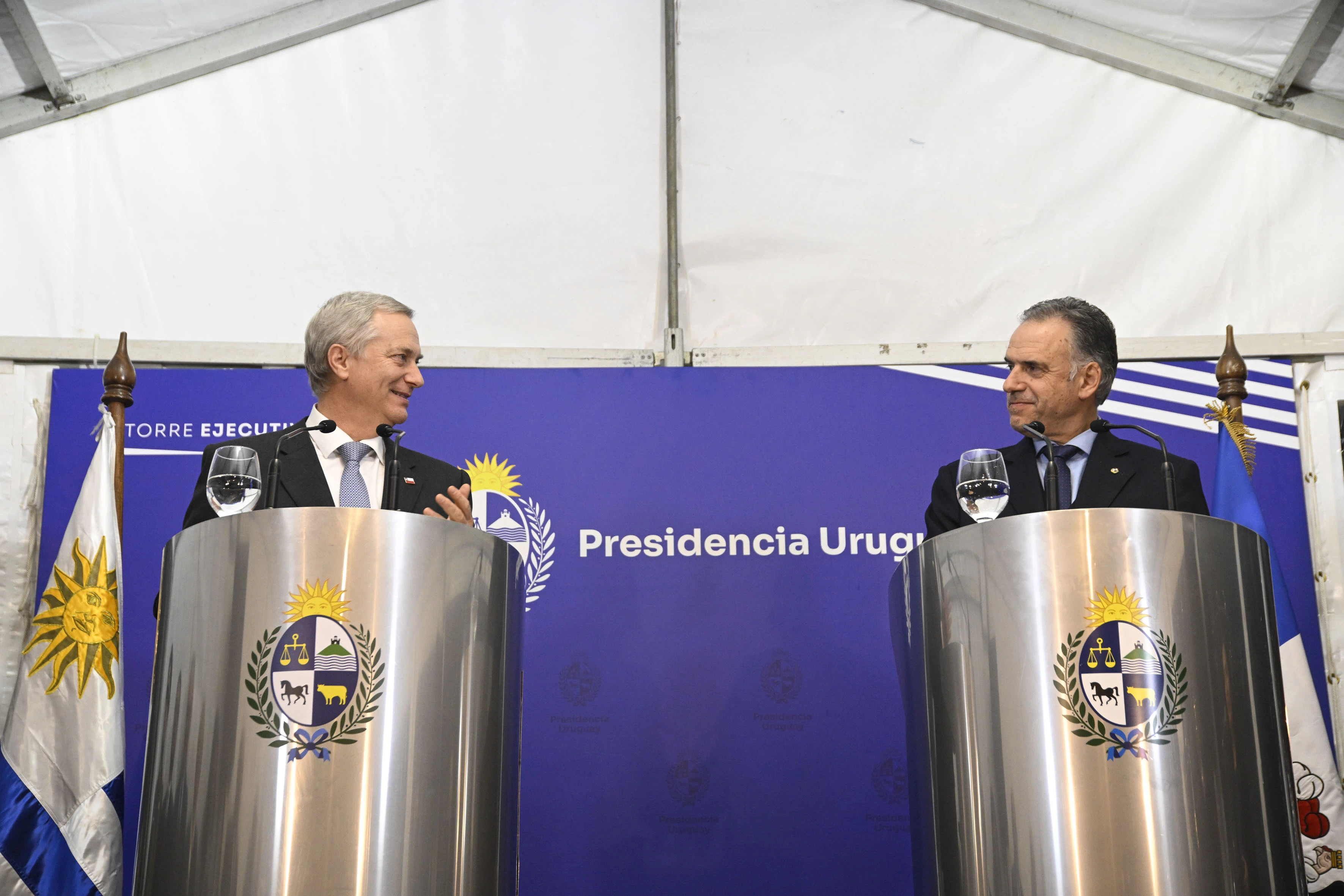 Presidente Kast: “Nos alegramos mucho de que Uruguay se pueda sumar” al acuerdo de Santiago para “combatir el crimen organizado”