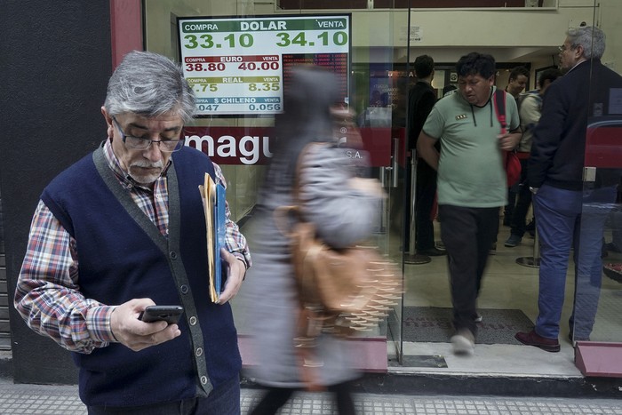 Un cambio en la ciudad de Buenos Aires, ayer
 · Foto: Eitan Abramovich