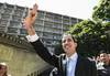 Juan Guaidó llega a la Universidad Central de Venezuela (UCV), para presentar el plan de su gobierno, ayer, en Caracas.
· Foto: Juan Barreto Juan Guaidó llega a la Universidad Central de Venezuela (UCV), para presentar el plan de su gobierno, ayer, en Caracas.
· Foto: Juan Barreto