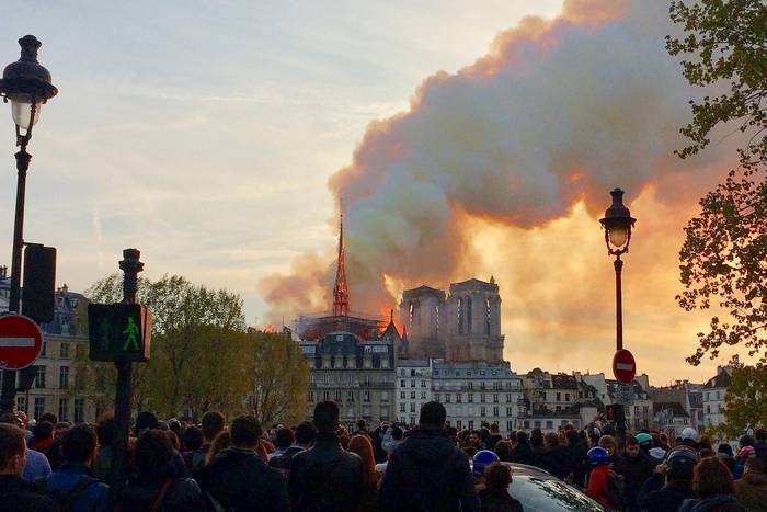 Incendio en la Catedral de Notre-Dame, París, el 15 de abril.  · Foto: Edouard Magrino / AFP