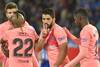 Luis Suárez celebra su gol luego de marcar de penal a Deportivo Alavés, ayer, en el estadio Mendizorroza en Vitoria. · Foto: Ander Gillenea Luis Suárez celebra su gol luego de marcar de penal a Deportivo Alavés, ayer, en el estadio Mendizorroza en Vitoria. · Foto: Ander Gillenea