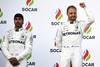 Los pilotos del equipo Mercedes Benz de Fórmula 1, el británico Lewis Hamilton y Valteri Bottas ganador del Gran Premio de Azerbaiyán, durante la premiación.
· Foto: Alexander Nemenov Los pilotos del equipo Mercedes Benz de Fórmula 1, el británico Lewis Hamilton y Valteri Bottas ganador del Gran Premio de Azerbaiyán, durante la premiación.
· Foto: Alexander Nemenov