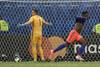 Duvan Zapata, de Colombia, festeja luego de convertir el segundo gol ante Argentina, en el estadio Fonte Nova Arena en Salvador, Brasil. · Foto: Juan Mabromata Duvan Zapata, de Colombia, festeja luego de convertir el segundo gol ante Argentina, en el estadio Fonte Nova Arena en Salvador, Brasil. · Foto: Juan Mabromata
