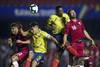 Karim Boudiaf, de Qatar, Radamel Falcao, de Colombia, Boualem Khoukhi, de Qatar, y Yerry Mina, de Colombia, en el estadio Morumí, en San Pablo.
· Foto: Miguel Schincariol, AFP Karim Boudiaf, de Qatar, Radamel Falcao, de Colombia, Boualem Khoukhi, de Qatar, y Yerry Mina, de Colombia, en el estadio Morumí, en San Pablo.
· Foto: Miguel Schincariol, AFP