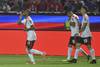 Nicolás de la Cruz (i), de River Plate, festeja después de anotar ante Cerro Porteno de Paraguay. Nicolás de la Cruz (i), de River Plate, festeja después de anotar ante Cerro Porteno de Paraguay.