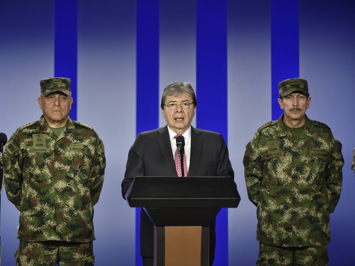 El ministro de Defensa de Colombia, Carlos Holmes Trujillo, durante un discurso informando sobre la situación en Bogotá. Foto: Efraín Herrera, Presidencia de Colombia, AFP


