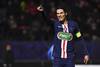 Edinson Cavani, tras convertir ante Linas- Montlhery, en el estadio Bobin Bondoufle, sur de París.
Edinson Cavani, tras convertir ante Linas- Montlhery, en el estadio Bobin Bondoufle, sur de París.