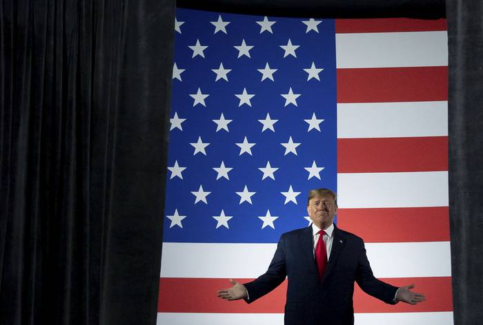 Donald Trump, durante un acto, el 9 de enero, en el Huntington Center, Toledo, Ohio.  · Foto: Saul Loeb, AFP