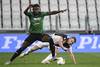 Duván Zapata, de Atalanta, y Mtthijs de Ligt, de Juventus, durante el partido por la Serie A italiana, en el estadio de Juventus, en Turín.
· Foto: Marco Bertorello, AFP Duván Zapata, de Atalanta, y Mtthijs de Ligt, de Juventus, durante el partido por la Serie A italiana, en el estadio de Juventus, en Turín.
· Foto: Marco Bertorello, AFP