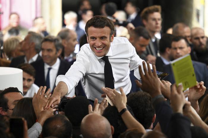 Emmanuel Macron durante el cierre de campaña en Figeac, sur de Francia. · Foto: Lionel Bonaventure, AFP