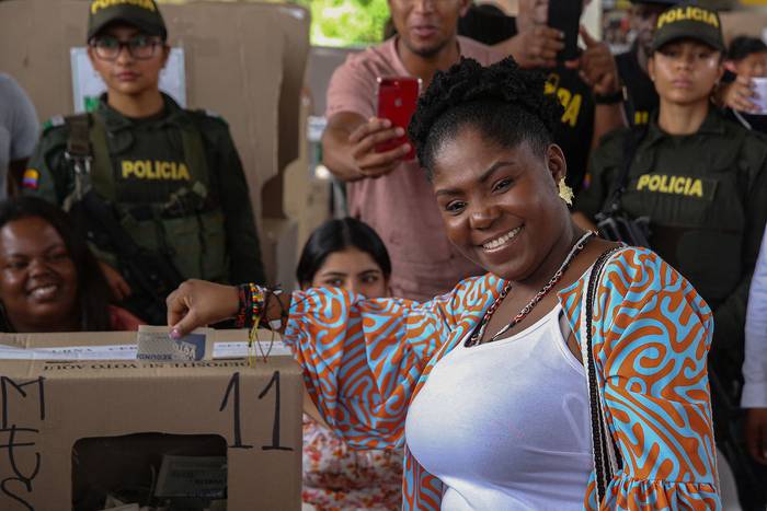 Francia Márquez, vota en Suárez departamento de Cauca, Colombia, el 19 de junio, durante la segunda vuelta de las elecciones presidenciales. · Foto: AFP