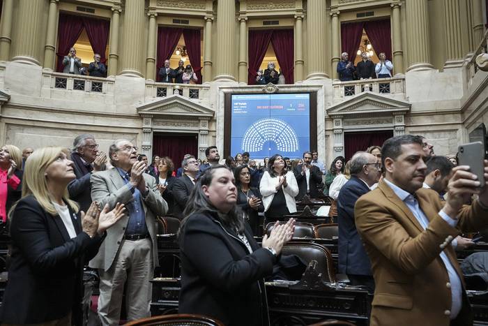 Sesión especial de la Cámara de Diputados Argentina, en rechazo al atentado a Cristina Fernández. · Foto: Cámara de Diputados Argentina, AFP