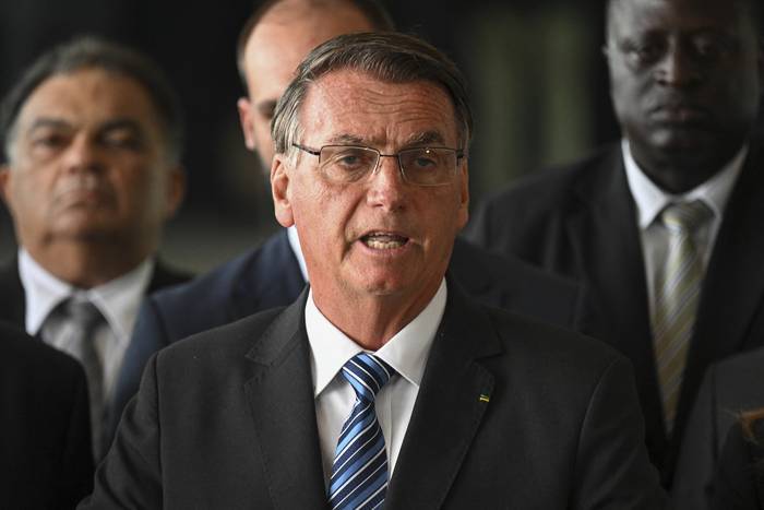 Primeras declaraciones de Jair Bolsonaro tras la derrota electoral en el Palacio Alvorada en Brasilia. · Foto: Evaristo Sa, AFP