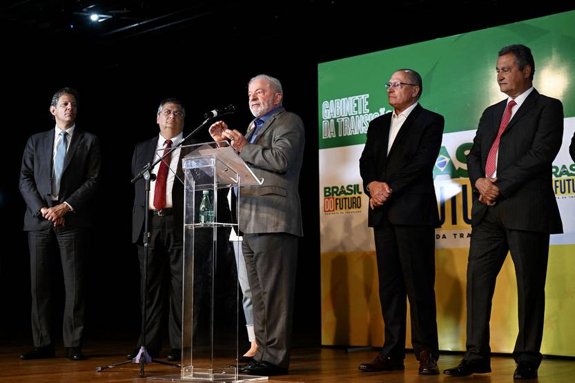 20221209 lula y futuros ministros