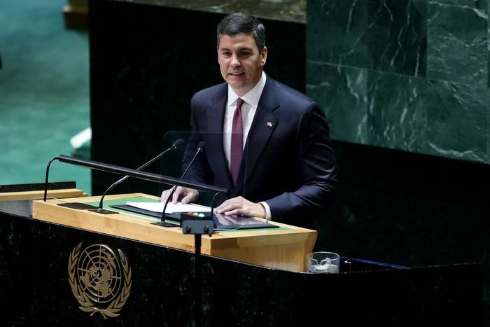 Santiago Peña, el 19 de setiembre, durante la 78.ª Asamblea General de las Naciones Unidas en la sede de la ONU en la ciudad de Nueva York. Foto: Leonardo Muñoz, AFP