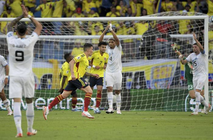 Matheus Uribe festeja el segundo gol de Colombia, el 12 de octubre, en Barranquilla. · Foto: Raúl Arboleda, AFP