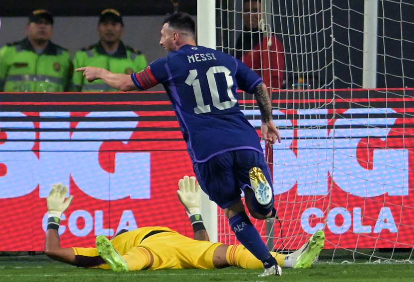 Lionel Messi ante Perú en Lima