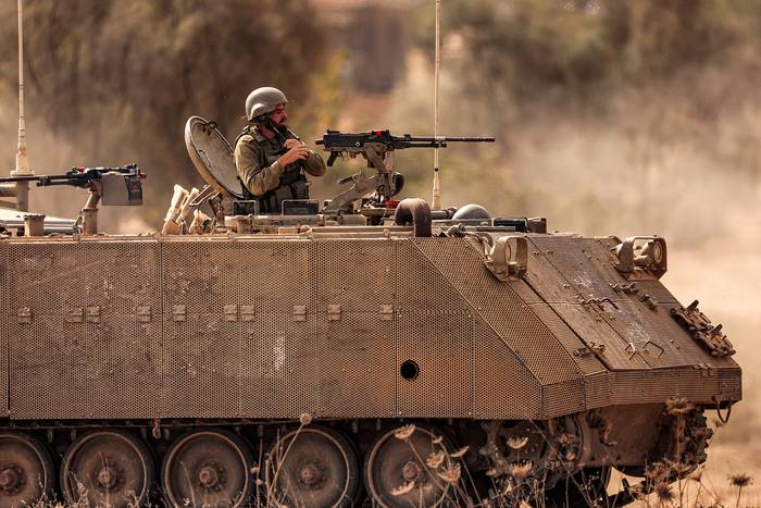 Ejército israelí, el 31 de octubre, a lo largo de la frontera con la Franja de Gaza en el sur de Israel. · Foto: Jack Guez, AFP