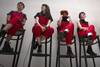 Dafne Valdés, Sibila Sotomayor, Lea Caceres y Paula Cometa, integrantes del colectivo feminista "LasTesis" y autoras de la coreografía "Un violador en tu camino" (archivo, diciembre de 2021). · Foto: Claudio Reyes, AFP Dafne Valdés, Sibila Sotomayor, Lea Caceres y Paula Cometa, integrantes del colectivo feminista "LasTesis" y autoras de la coreografía "Un violador en tu camino" (archivo, diciembre de 2021). · Foto: Claudio Reyes, AFP