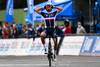 Julian Alaphilippe celebra metros antes de ganar el mundial masculino de ruta en Imola.
Marco Bertorello / AFP Julian Alaphilippe celebra metros antes de ganar el mundial masculino de ruta en Imola.
Marco Bertorello / AFP