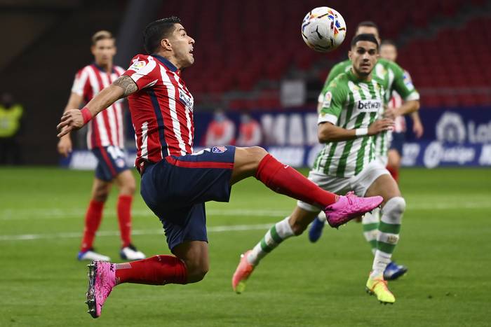 Luis Suárez, durante el partido Atlético Madrid - Betis, en el estadio Wanda Metropolitano, en Madrid.


 · Foto: Gabriel Bouys, AFP