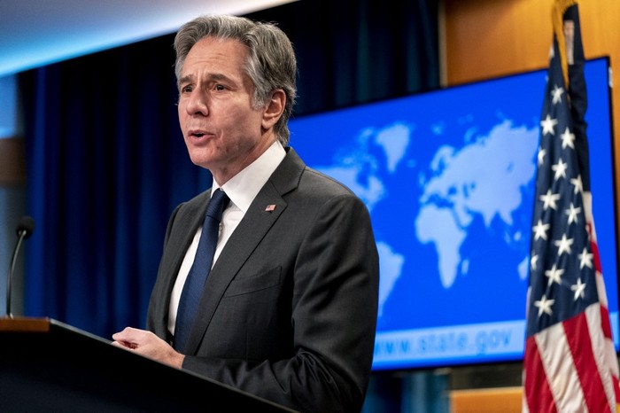 El Secretario de Estado de EE.UU. Antony Blinken habla en la sala de reuniones del Departamento de Estado en Washington, DC. · Foto: Andrew Harnik / POOL / AFP