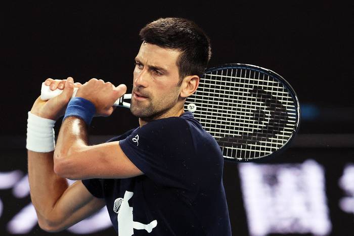 Novak Djokovic, durante una práctica en el Abierto de Australia, en Melburne. · Foto: Martin Keep, AFP