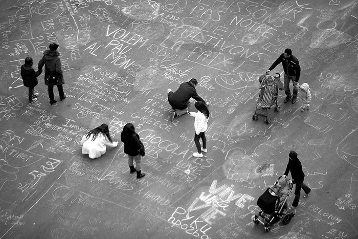 Plaza de la Bolsa, después de los ataques de ayer en el centro de Bruselas, Bélgica. Foto: Kenzo Tribouillard, Afp