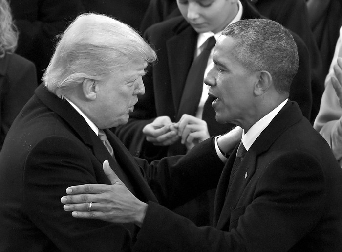 Donald Trump y Barack Obama tras el juramentado como presidente, en el Capitolio. Foto: Mark Ralston / AFP 
