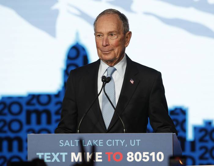 El precandidato demócrata y ex alcalde de Nueva York, Michael Bloomberg, durante un acto ante sus seguidores en Salt Lake City, Utah. · Foto: George Frey, AFP