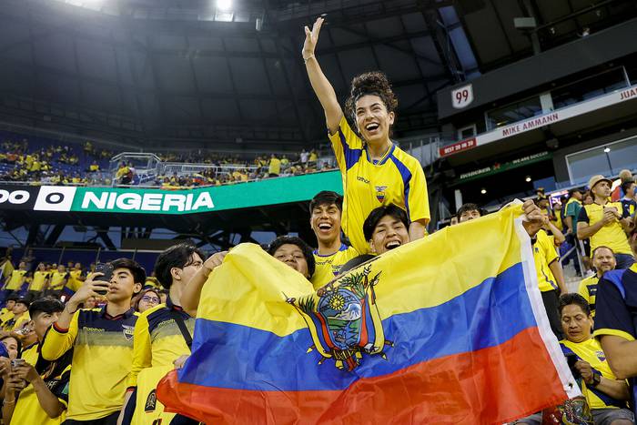 Hinchas de Ecuador previo al partido con Nigeria, el 2 de junio, en el Red Bull Arena de Nueva Jersey, en Estados Unidos. Foto: Tim Nwachukwu, Getty Images, AFP