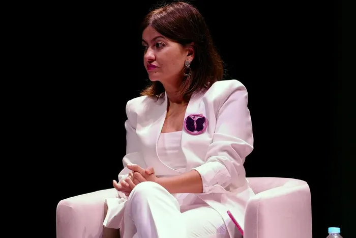 Sira Rego, el 8 de mayo, durante el V Encuentro Estatal sobre violencia vicaria y violencia de género institucional en España. · Foto: Gobierno de España