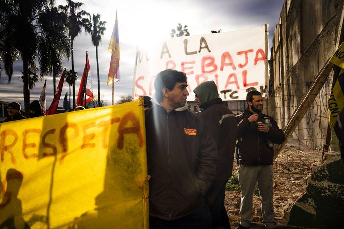 Movilización del Sindicato de Trabajadores de CITA frente al MTSS. · Foto: Mariana Greif