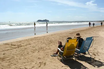 Playa Mansa, Punta del Este (archivo, enero de 2024). · Foto: Virginia Martínez  Díaz