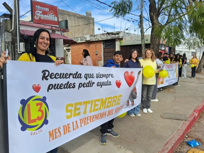 Actividades por el Dia mundial para la Prevención del Suicidio en Salto.
Foto: Andrés Torterola