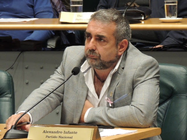 Foto principal del artículo 'Justicia formalizó al tercer expresidente de la Junta de Maldonado imputado por delitos de corrupción' · Foto: Junta Departamental de Maldonado