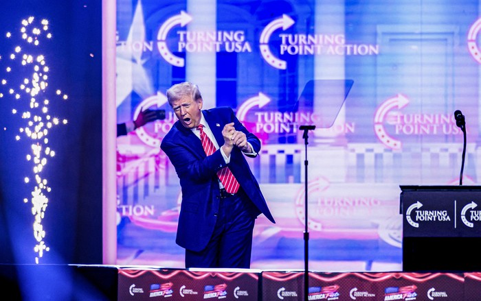 Donald Trump, durante el America Fest 2024, el 22 de diciembre, en Phoenix, Arizona. · Foto: Josh Edelson, AFP