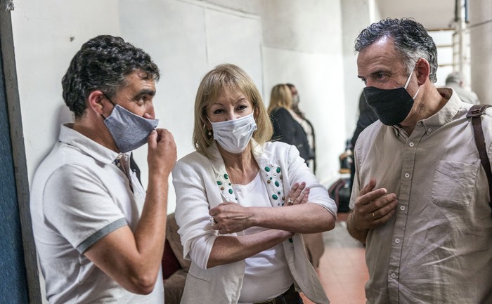 Andrés Lima, Carolina Cosse y Yamandú Orsi, el sábado, en el Plenario de Frente Amplio. · Foto: .