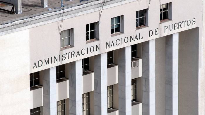Administracion Nacional de Puertos. · Foto: Ricardo Antúnez, adhocFOTOS