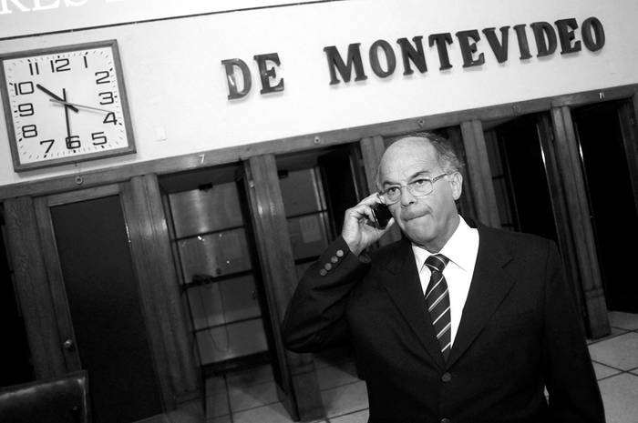 El presidente de la Administración Nacional de Puertos, Gastón Silberman, ayer en la Bolsa de Valores. /  · Foto: Pablo Nogueira