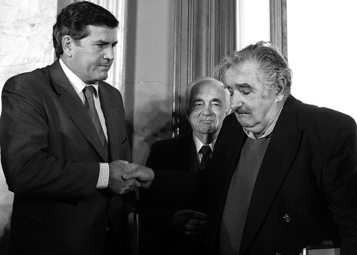Pedro Bordaberry, Jorge Brovetto y José Mujica, en 2010, en el Salón de Fiestas del Palacio Legislativo. · Foto: EFE, Iván Franco