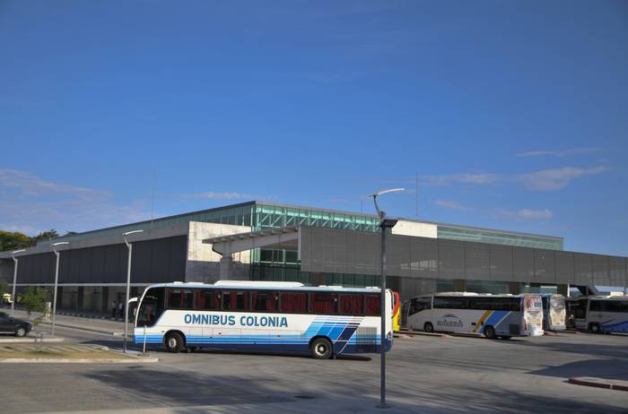 Terminal Buquebus en el puerto de Colonia. (archivo, enero de 2012) · Foto: Javier Calvelo