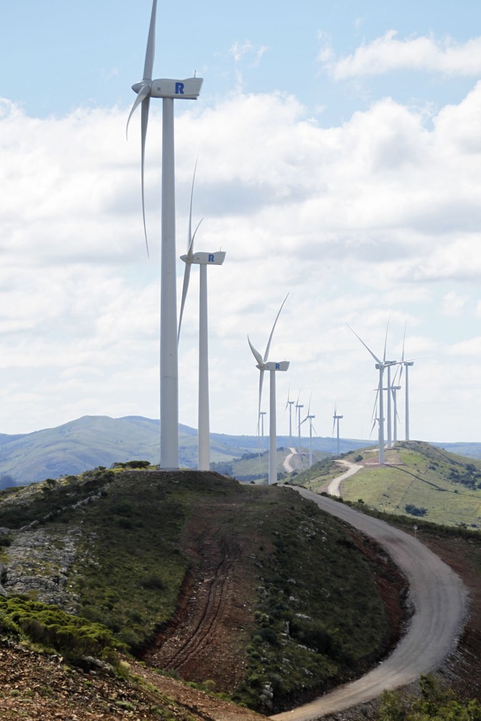 Parque Eólico Maldonado, en la Sierra de los Caracoles, en el departamento de Maldonado. / Foto: Pedro Rincón (Archivo, Abril de 2014)