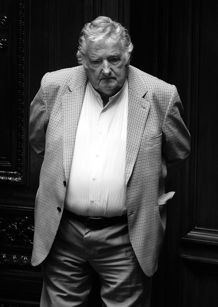 El senador José Mujica, durante la sesión en la que asumió su banca de legislador. / Foto: Sandro Pereyra (archivo, marzo de 2015).