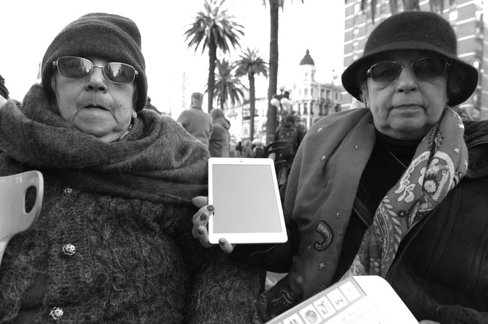 Entrega de Tablets a Jubilados / Foto: Santiago Mazzarovich (archivo: junio de 2015).