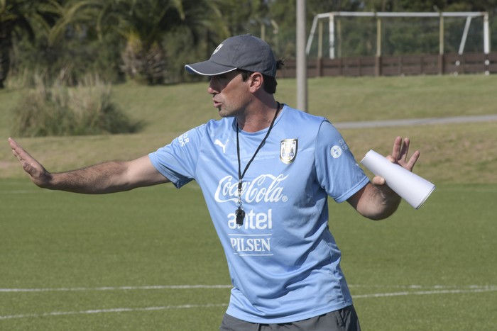 Diego Demarco, durante un entrenamiento en el complejo Uruguay Celeste. (archivo, noviembre de 2016) · Foto: Sandro Pereyra