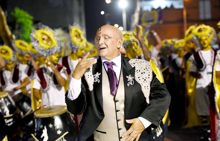 Kanela durante el Desfile de Llamadas de 2017. · Foto: Nicolás Celaya / adhocFOTOS