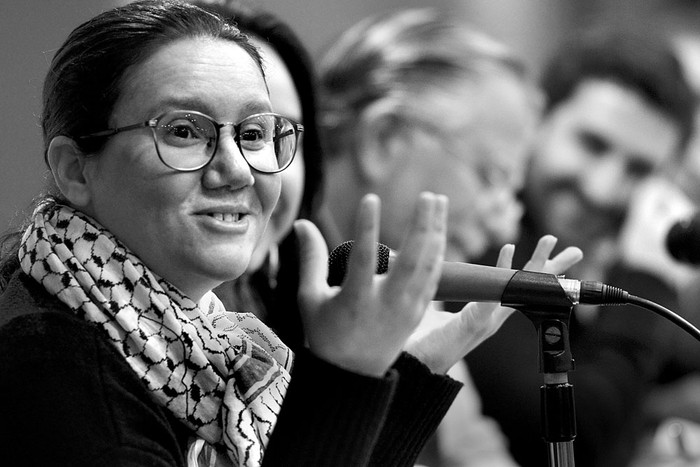 Vanessa Aguiar, del Movimiento de los Trabajadores sin Tierra, Brasil, en el Foro La continentalidad de la lucha en el Siglo XXI, ayer, en la Intendencia de Montevideo. Foto: Pablo Vignali 