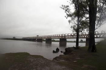 Puente Ferroviario de Paso de los Toros, sobre el Río Negro (archivo, noviembre de 2017). Puente Ferroviario de Paso de los Toros, sobre el Río Negro (archivo, noviembre de 2017).
